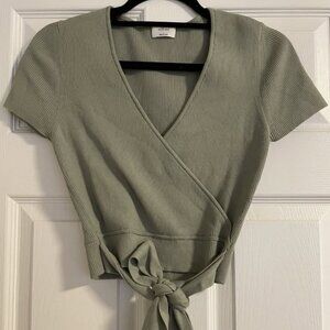 Aritzia Wilfred All Tied Up Sweater